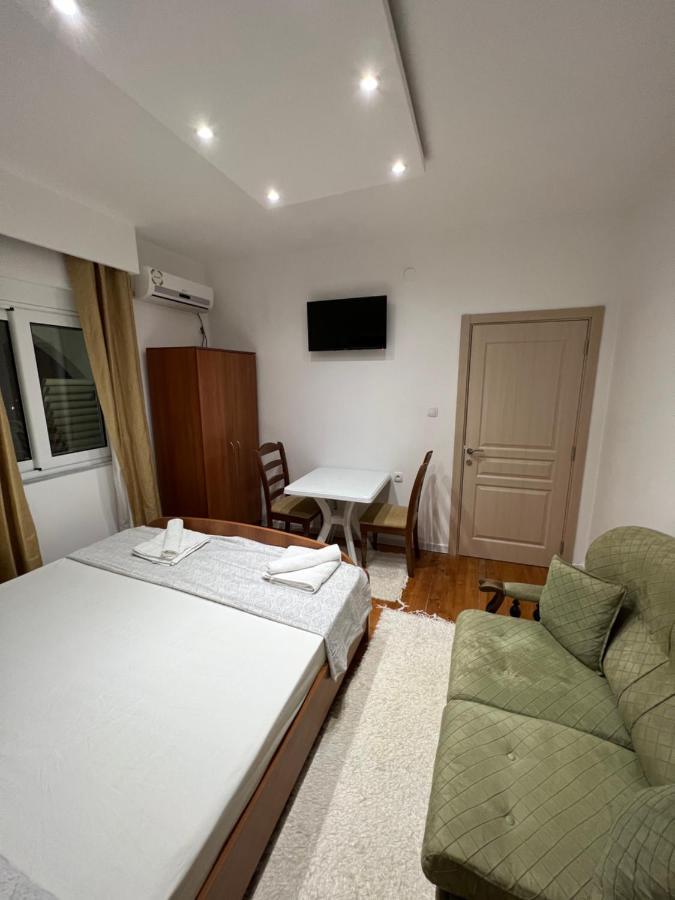 Apartments Hillside Ulcinj Esterno foto