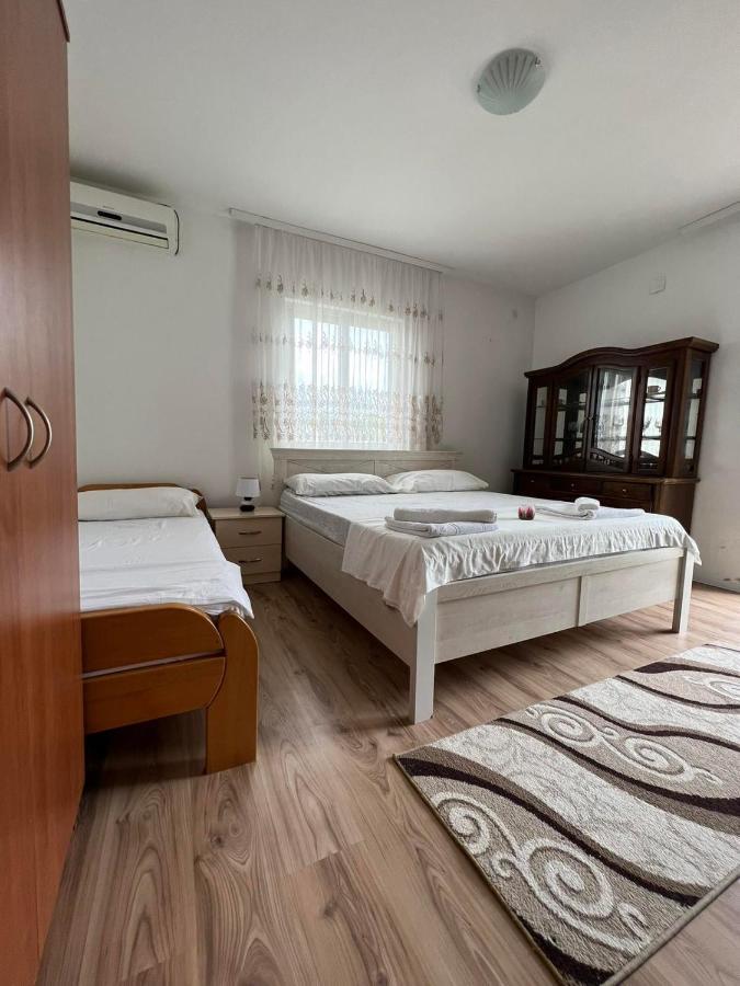 Apartments Hillside Ulcinj Esterno foto